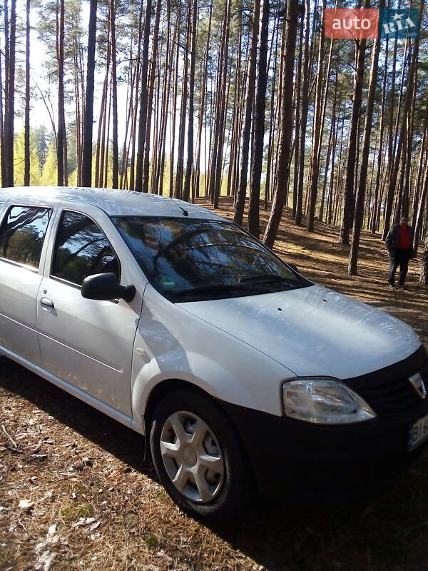 Универсал Dacia Logan MCV 2009 в Миргороде