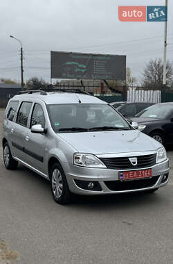 Універсал Dacia Logan MCV 2011 в Чернігові