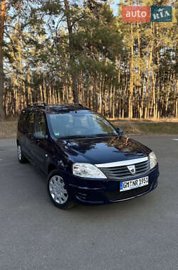 Универсал Dacia Logan MCV 2012 в Ромнах