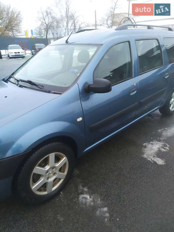 Универсал Dacia Logan MCV 2007 в Чернигове