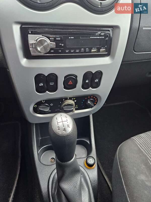 Універсал Dacia Logan MCV 2009 в Вінниці