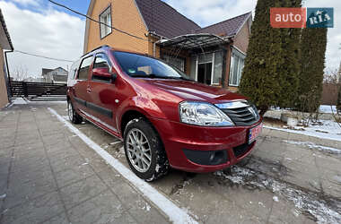 Универсал Dacia Logan MCV 2010 в Чернигове