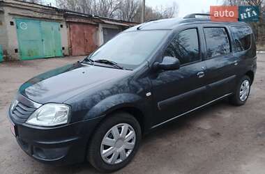 Универсал Dacia Logan MCV 2009 в Чернигове