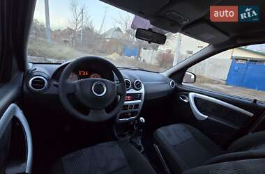 Универсал Dacia Logan MCV 2010 в 