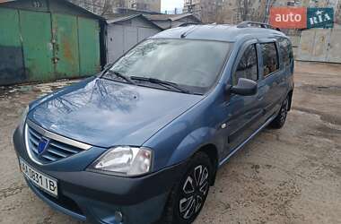 Универсал Dacia Logan MCV 2008 в Киеве