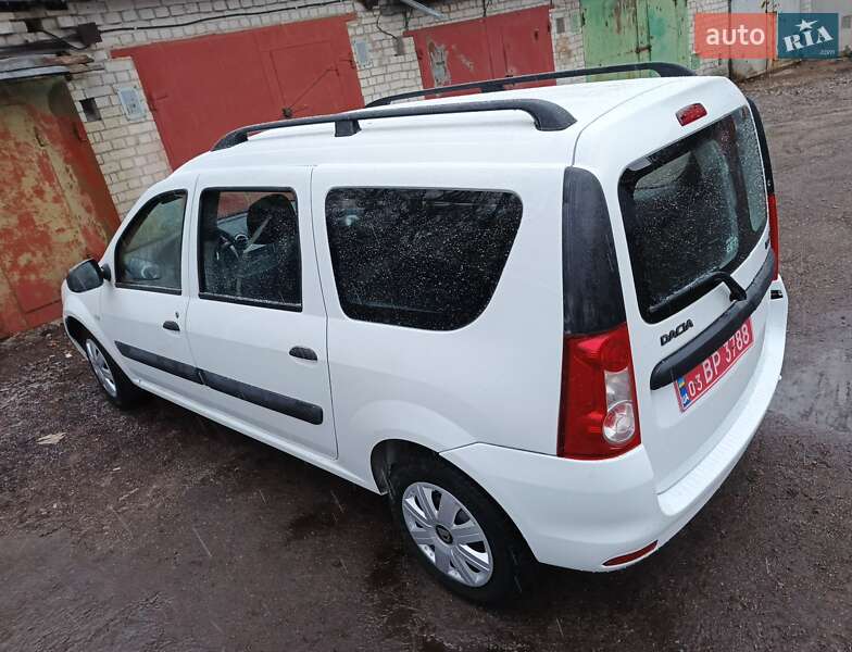 Универсал Dacia Logan MCV 2012 в Чернигове