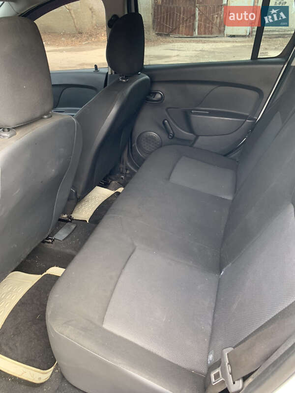 Універсал Dacia Logan MCV 2015 в Харкові фото 19 Універсал Dacia Logan MCV 2015 в Харкові