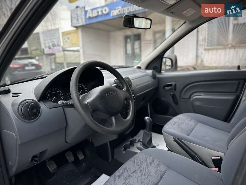 Универсал Dacia Logan MCV 2009 в Сумах