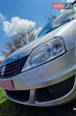 Универсал Dacia Logan MCV 2009 в 