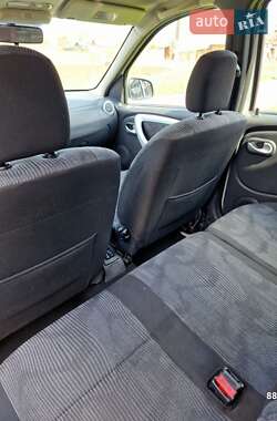 Универсал Dacia Logan MCV 2009 в 
