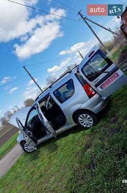 Универсал Dacia Logan MCV 2009 в 
