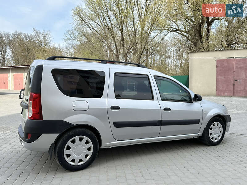 Универсал Dacia Logan MCV 2008 в 