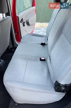 Универсал Dacia Logan MCV 2010 в 