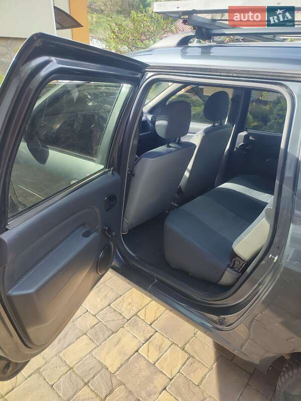 Универсал Dacia Logan MCV 2008 в Лесниках