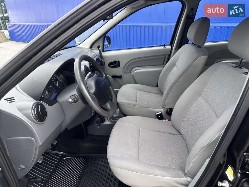 Универсал Dacia Logan MCV 2009 в Дубно