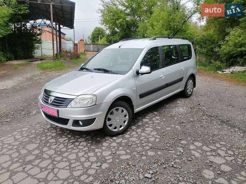 Універсал Dacia Logan MCV 2012 в 
