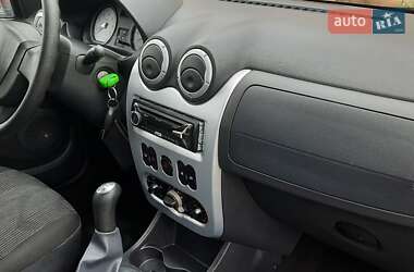 Универсал Dacia Logan MCV 2009 в 