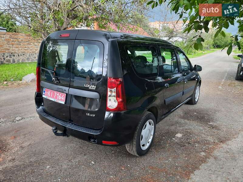 Универсал Dacia Logan MCV 2010 в Полтаве