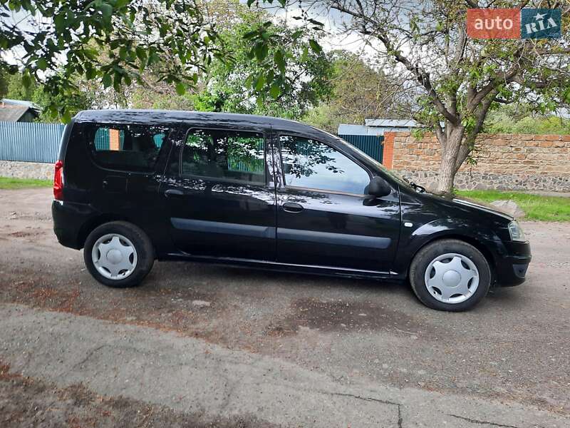 Универсал Dacia Logan MCV 2010 в Полтаве