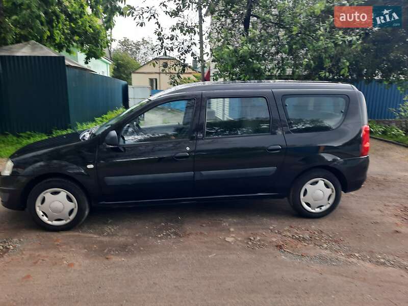Универсал Dacia Logan MCV 2010 в Полтаве