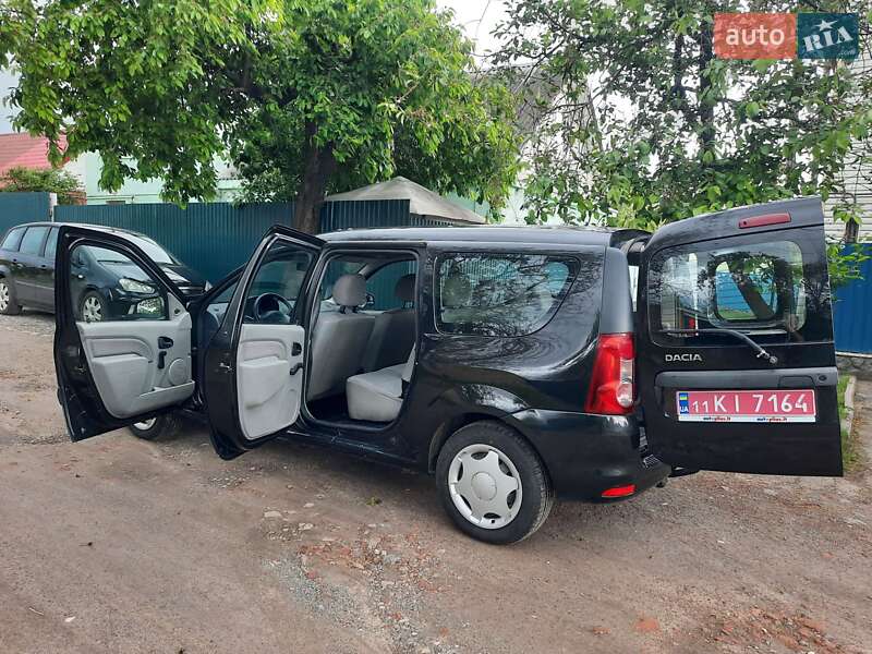 Универсал Dacia Logan MCV 2010 в Полтаве
