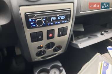 Универсал Dacia Logan MCV 2010 в 