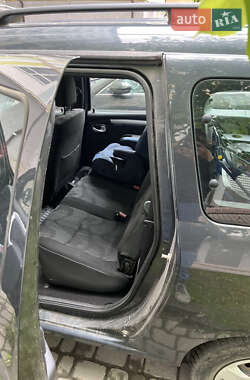 Универсал Dacia Logan MCV 2010 в 