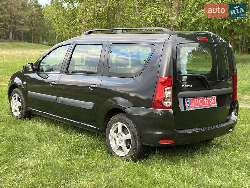 Універсал Dacia Logan MCV 2010 в Сумах