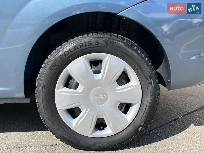 Универсал Dacia Logan MCV 2009 в Киеве