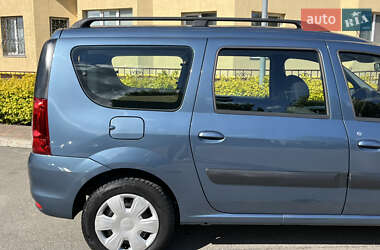 Універсал Dacia Logan MCV 2009 в 