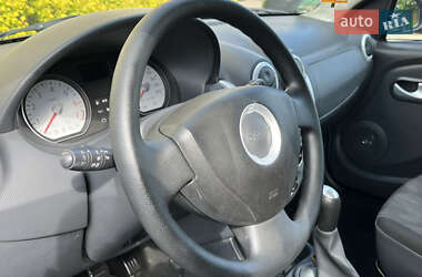 Універсал Dacia Logan MCV 2009 в 