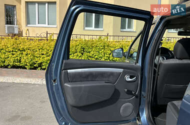 Універсал Dacia Logan MCV 2009 в 