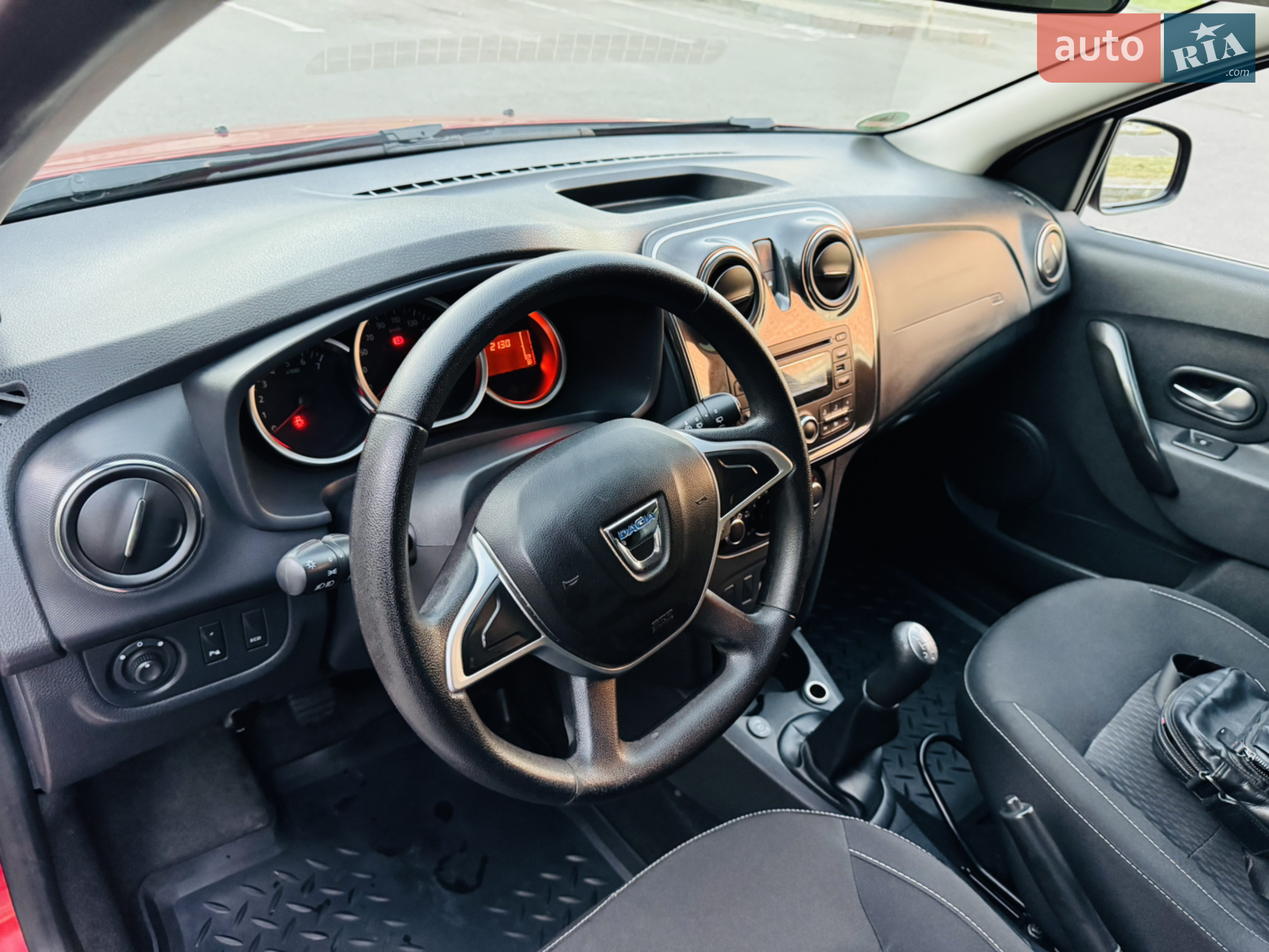 2017 Dacia Logan - мініатюра 18