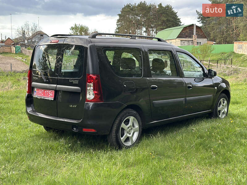Универсал Dacia Logan MCV 2010 в Сумах