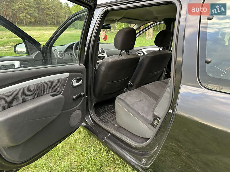 Универсал Dacia Logan MCV 2010 в Сумах