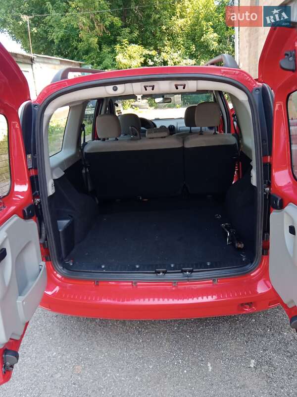 Універсал Dacia Logan MCV 2009 в Верхньодніпровську фото 10 Універсал Dacia Logan MCV 2009 в Верхньодніпровську