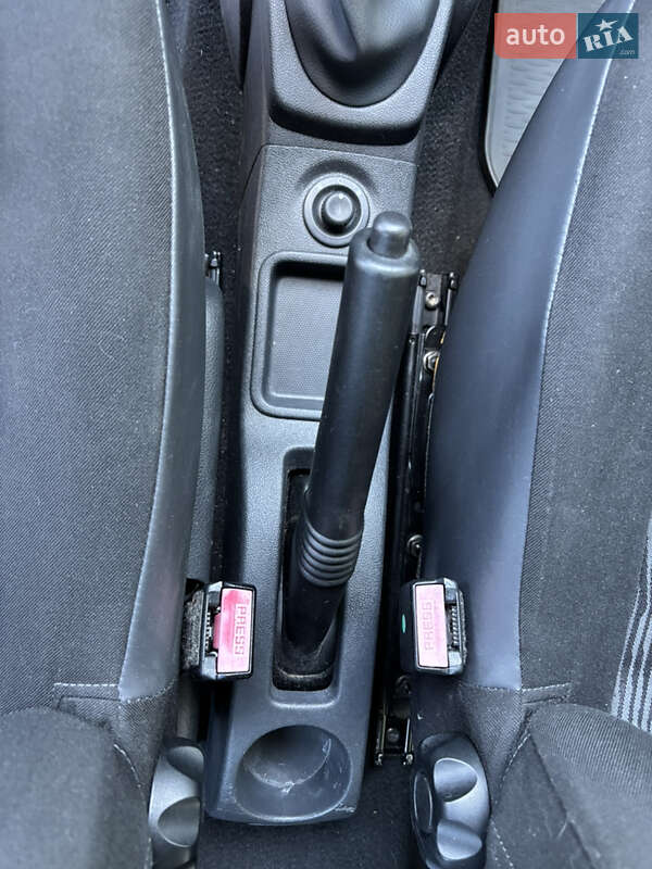 Универсал Dacia Logan MCV 2009 в Хороле