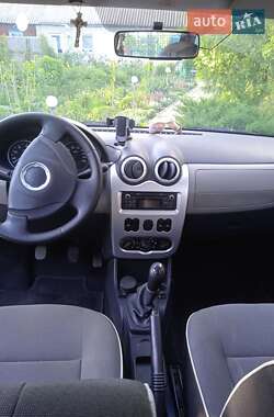 Универсал Dacia Logan MCV 2012 в 