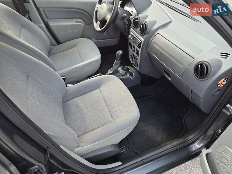 Универсал Dacia Logan MCV 2009 в Каменском