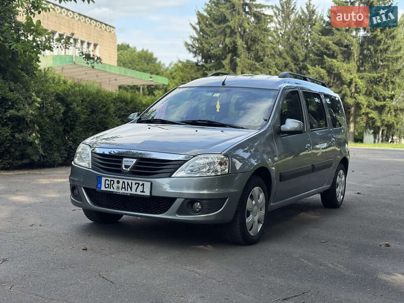 Универсал Dacia Logan MCV 2010 в Умани