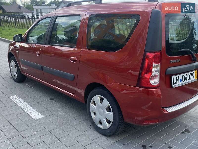Универсал Dacia Logan MCV 2011 в Ивано-Франковске