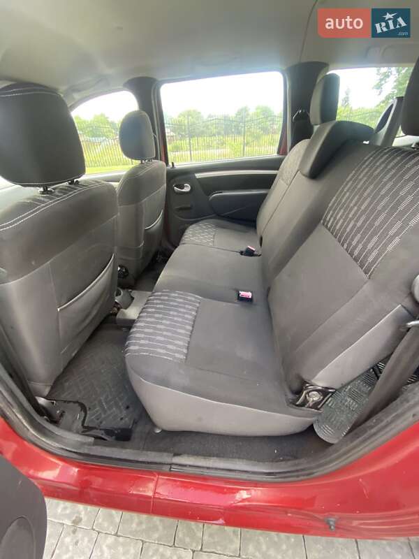 Универсал Dacia Logan MCV 2011 в Ивано-Франковске