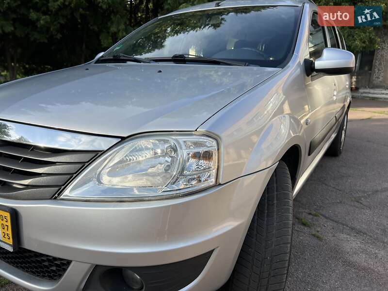 Універсал Dacia Logan MCV 2010 в Ніжині
