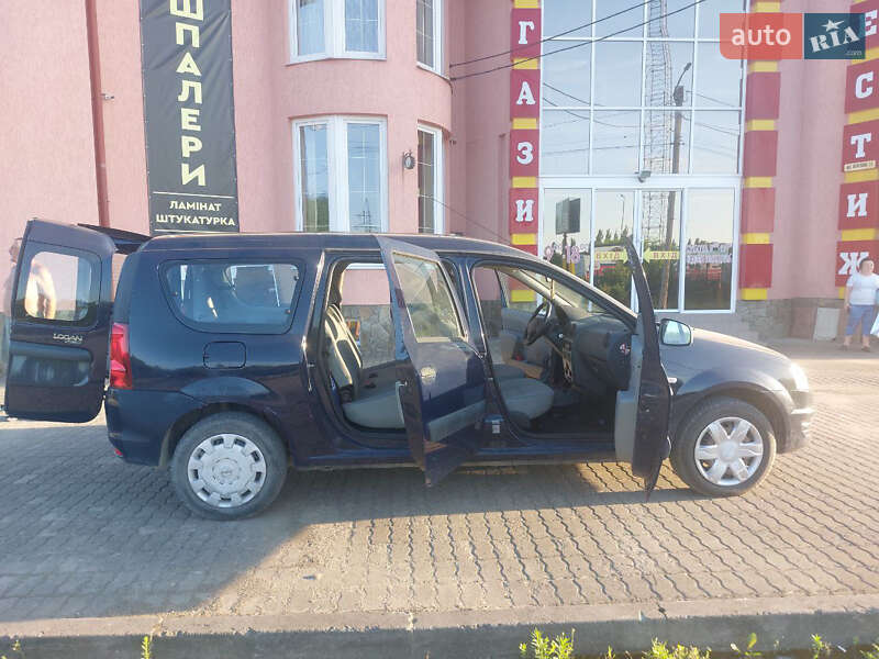 Универсал Dacia Logan MCV 2010 в Черновцах