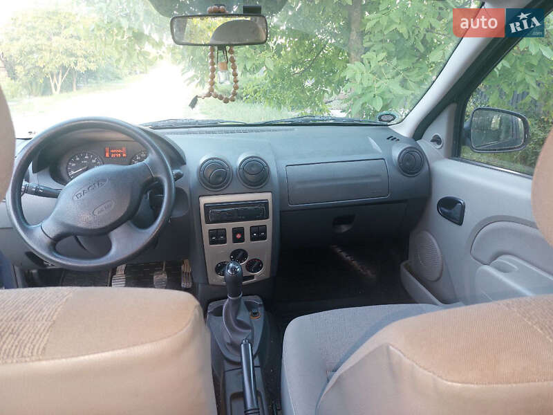 Универсал Dacia Logan MCV 2010 в Черновцах