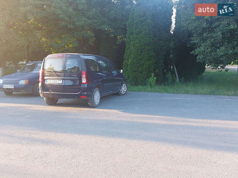 Универсал Dacia Logan MCV 2010 в Черновцах