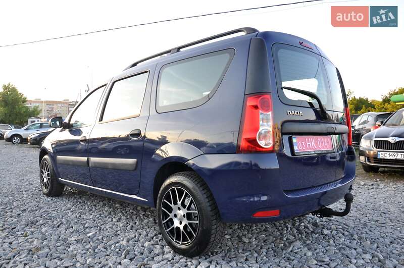 Универсал Dacia Logan MCV 2010 в Львове