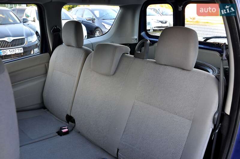 Универсал Dacia Logan MCV 2010 в Львове