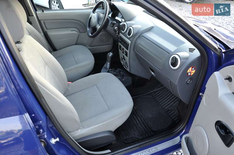 Универсал Dacia Logan MCV 2010 в Львове