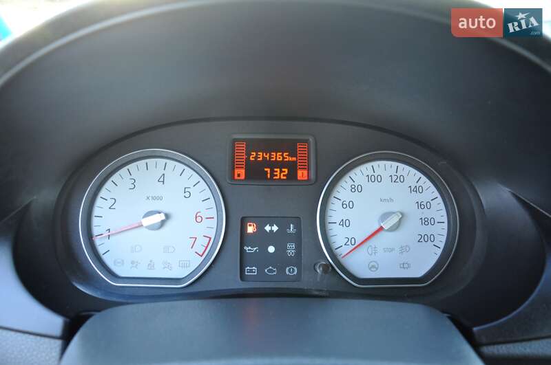 Универсал Dacia Logan MCV 2010 в Львове